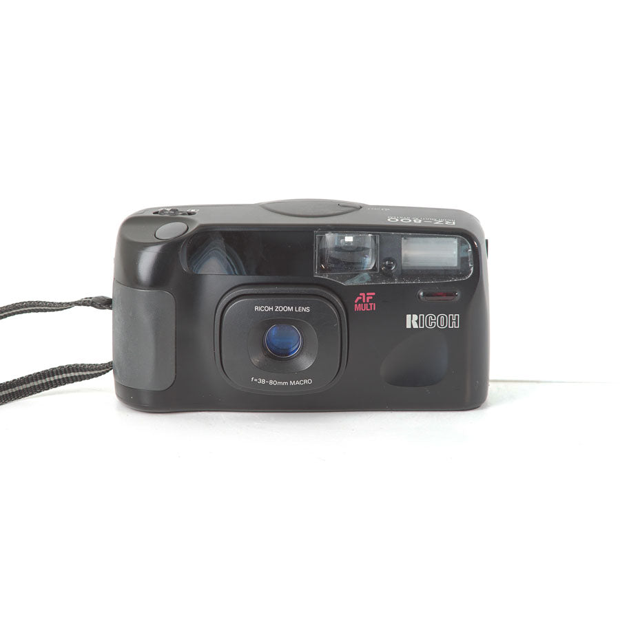 RICOHフィルムカメラRZ−800 Ricoh RZ-800 – Appareil Photo Argentique Compact 35 mm avec Zoom