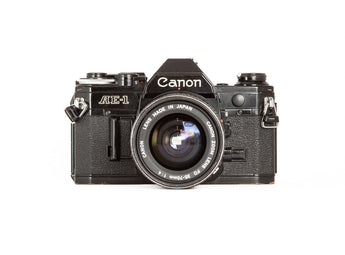 Canon AE-1 Noir + 35-70mm f/4-Reflex 35mm-BromureFilm