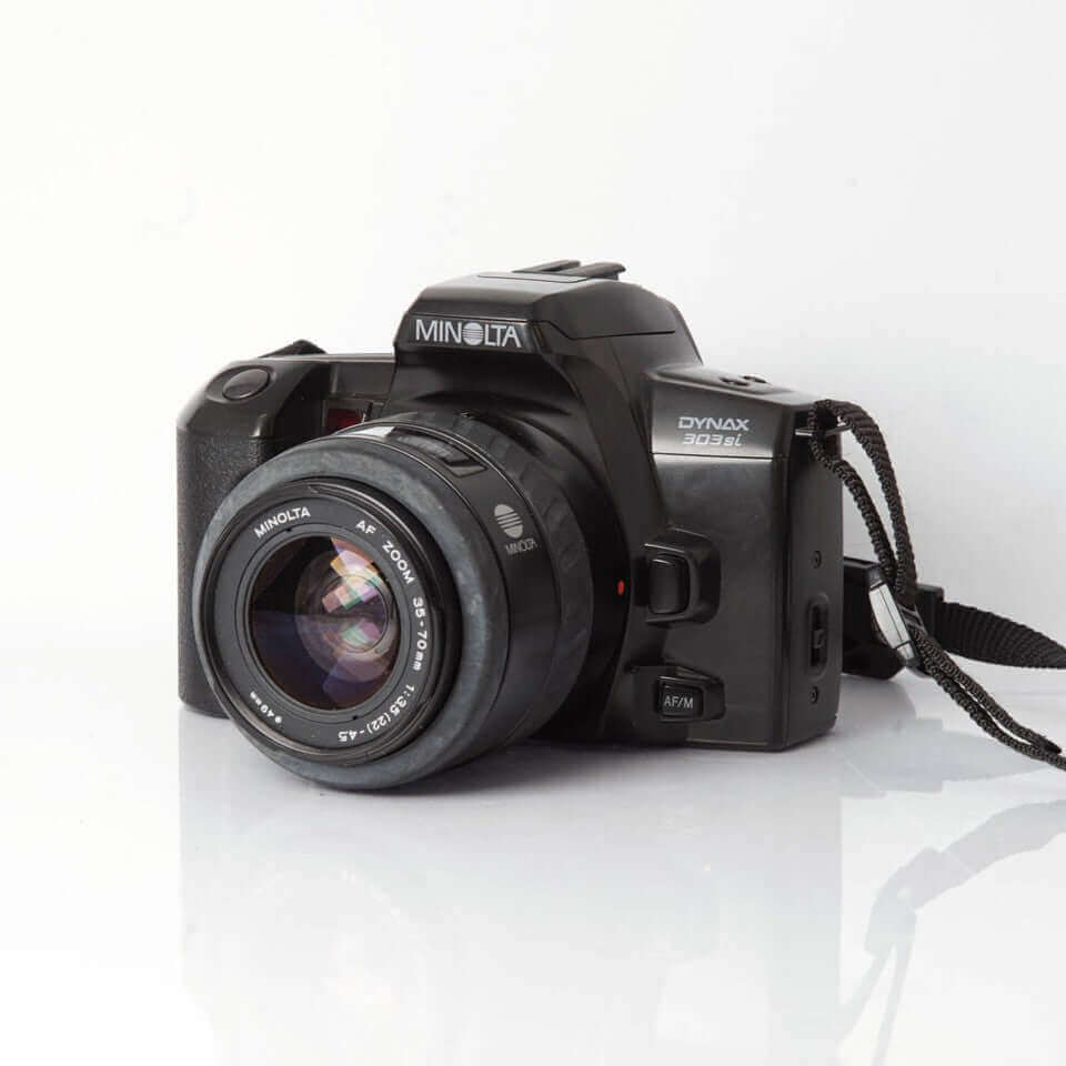 Minolta Dynax 303si – BromureFilm