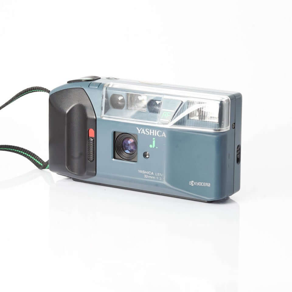 Yashica AF J film camera – BromureFilm - Main Image