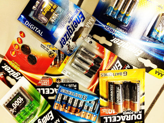 Différents types de piles et batteries