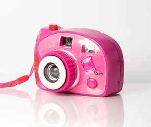 Point and shoot Barbie - Appareil photo argentique - BromureFilm