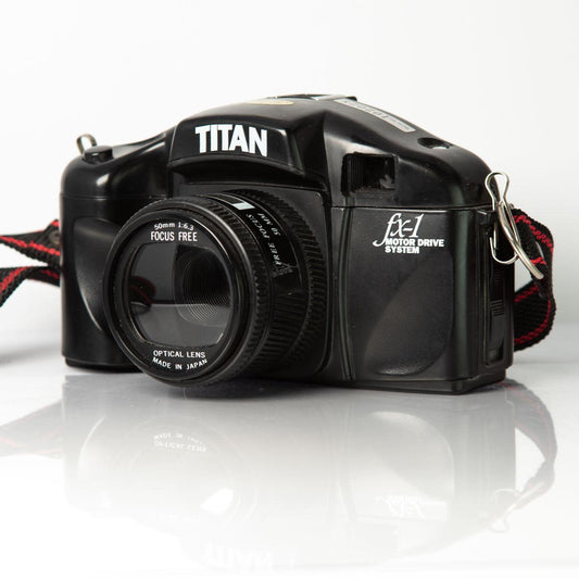 Titan FX-1 appareil photo argentique