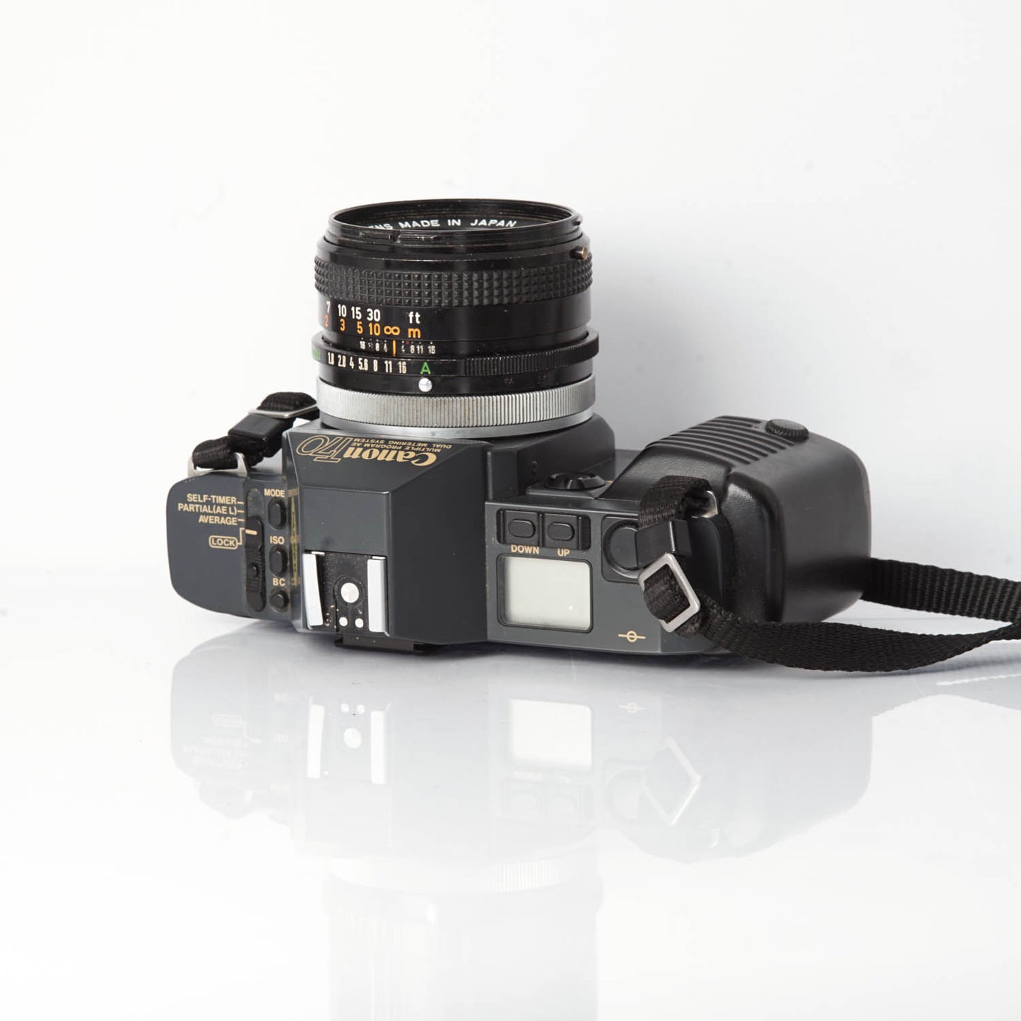 Canon T70 50mm f/1.8
